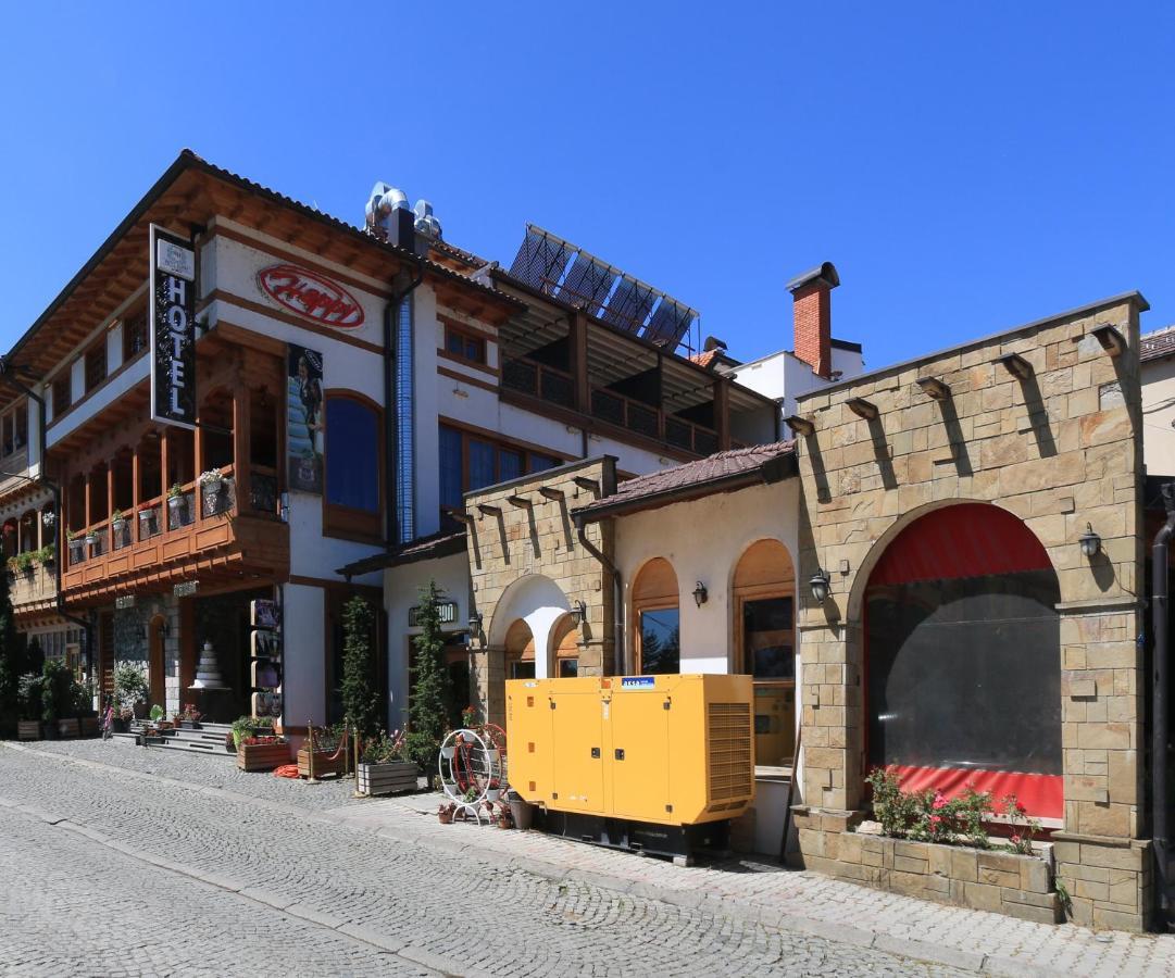 Hotel Happy Gjakova Dış mekan fotoğraf
