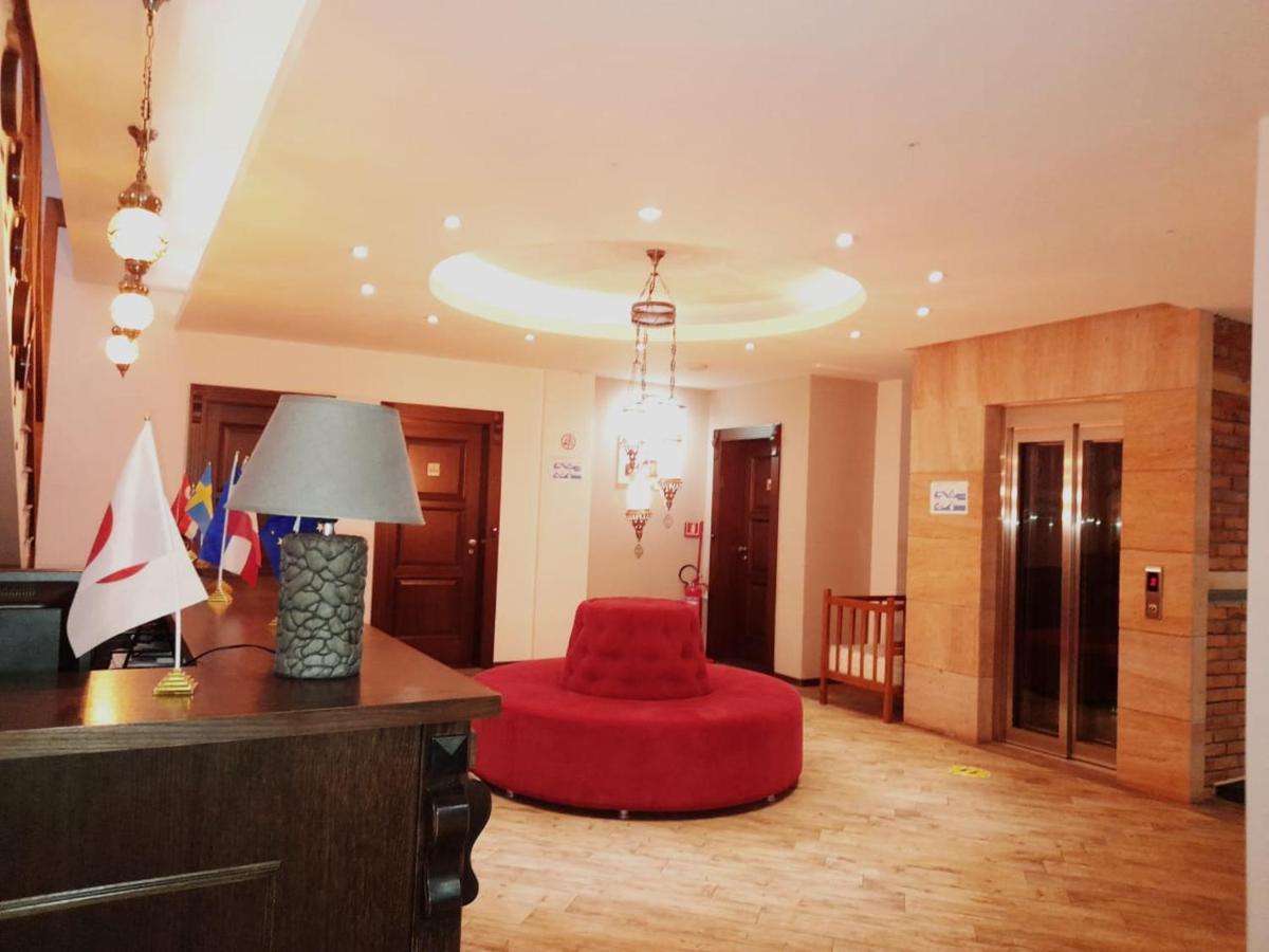 Hotel Happy Gjakova Dış mekan fotoğraf