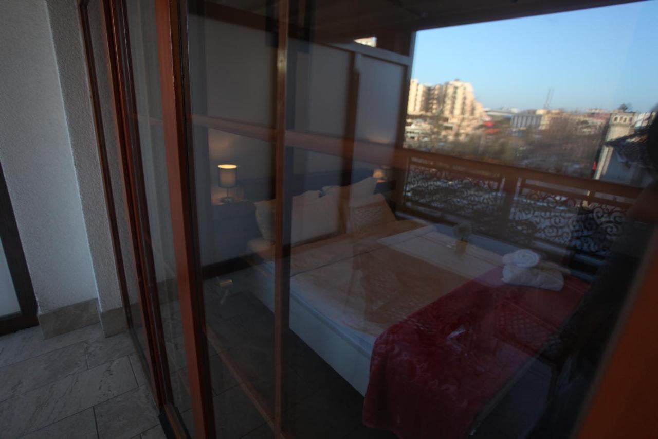 Hotel Happy Gjakova Dış mekan fotoğraf