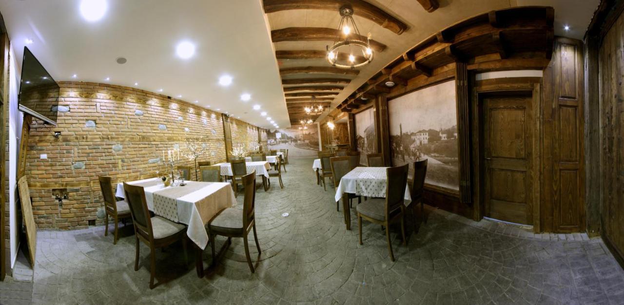 Hotel Happy Gjakova Dış mekan fotoğraf